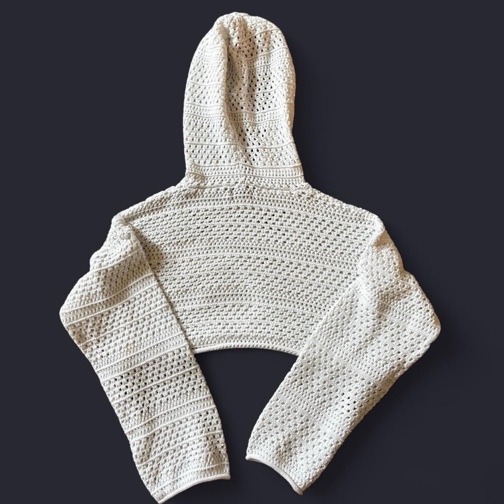 White Cropped Knit Hooded Sweater